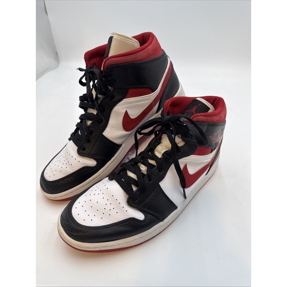 Air Jordan 1 Mid Gym Red Black Toe Very Good Condition White Heel SIZE 12 - Picture 1 of 13